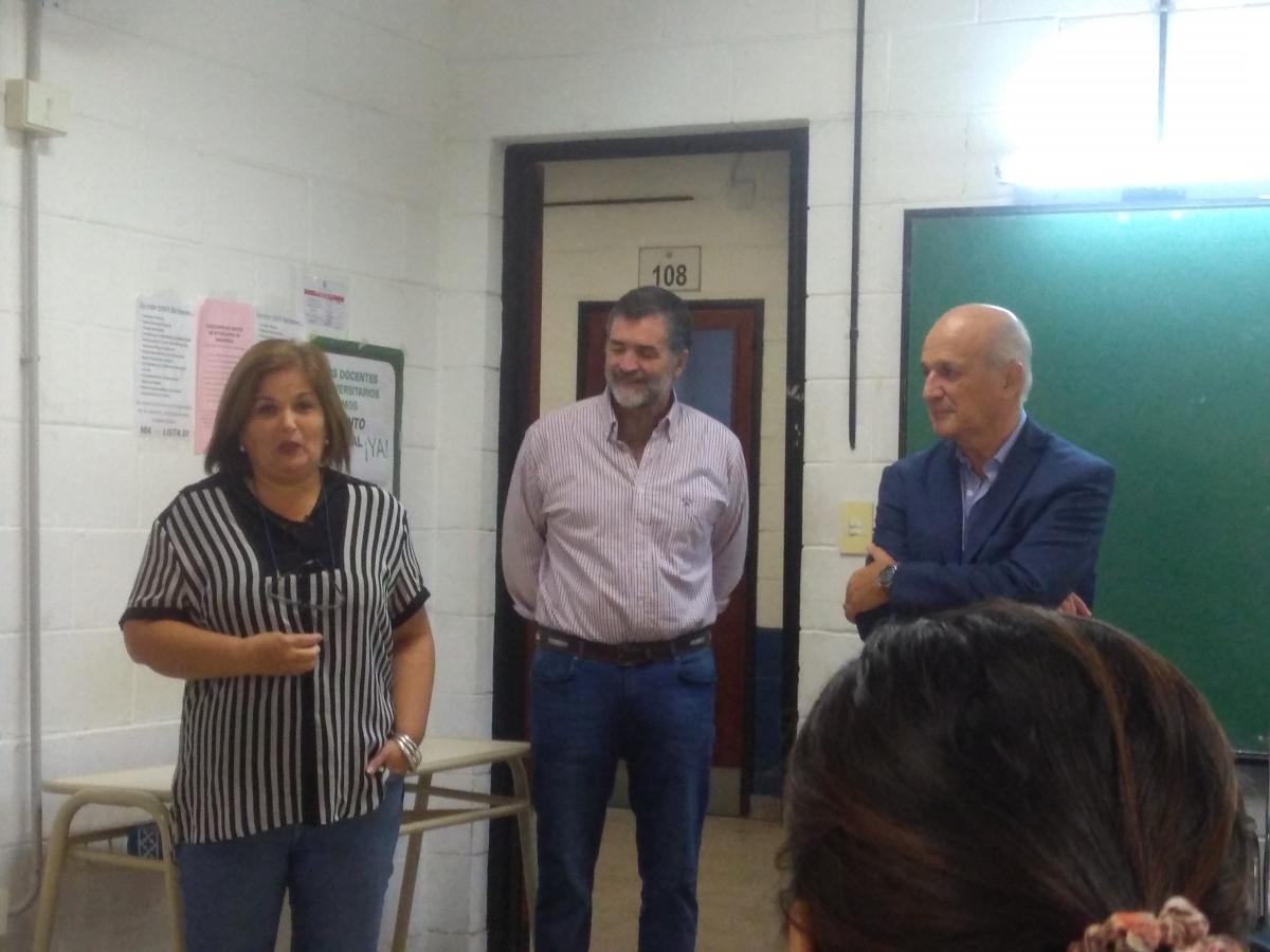 Foto del Rector Lapolla, la Vicerectora Gei y el Director de Promoción de Bienestar Universitario Gutierrez